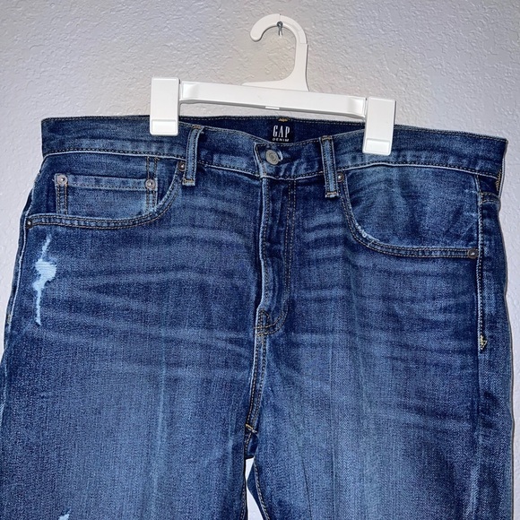 Gap Men Slim Straight Distressed Jeans - Picture 2 of 9